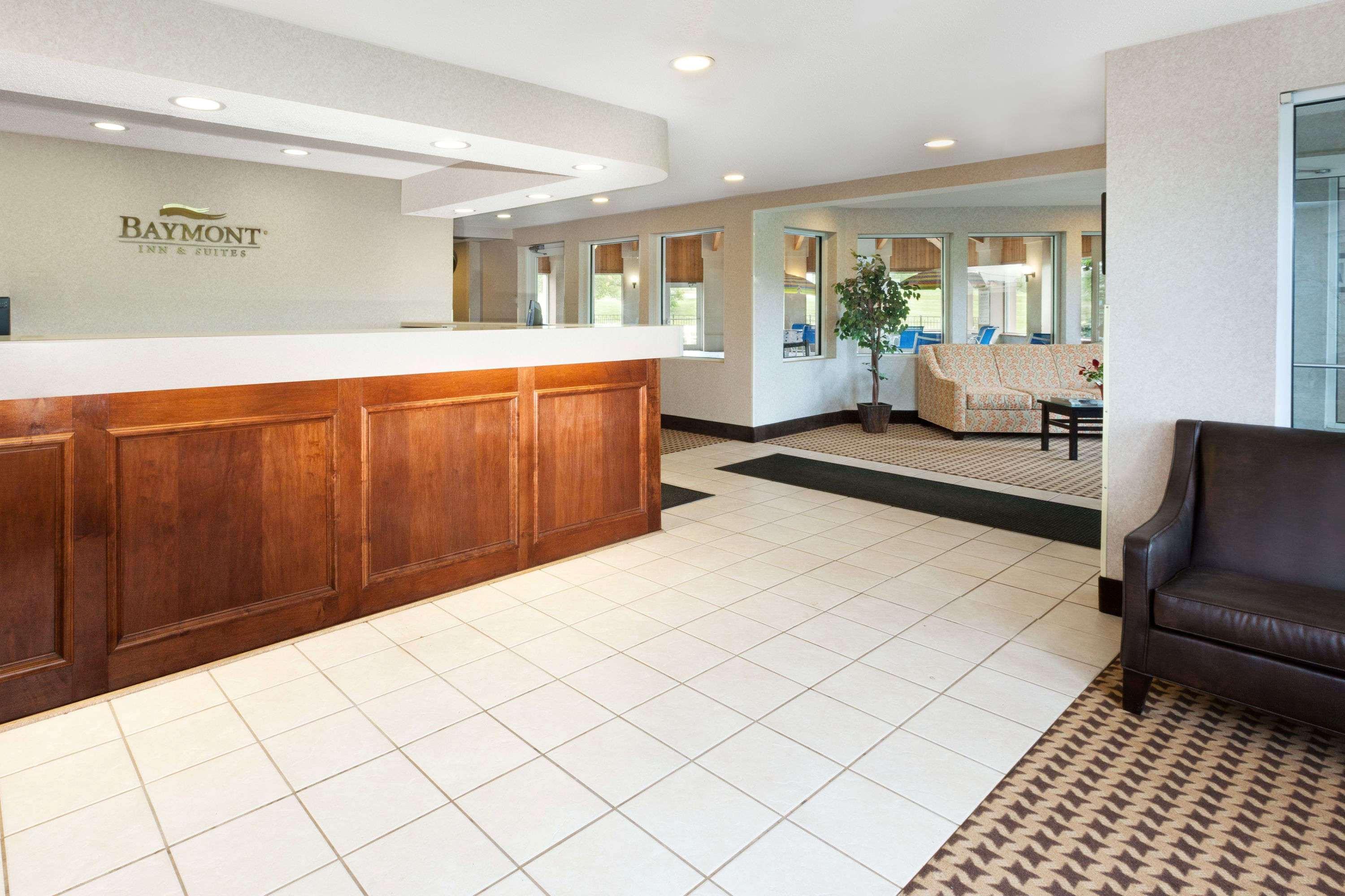 Baymont By Wyndham Howell/Brighton Экстерьер фото